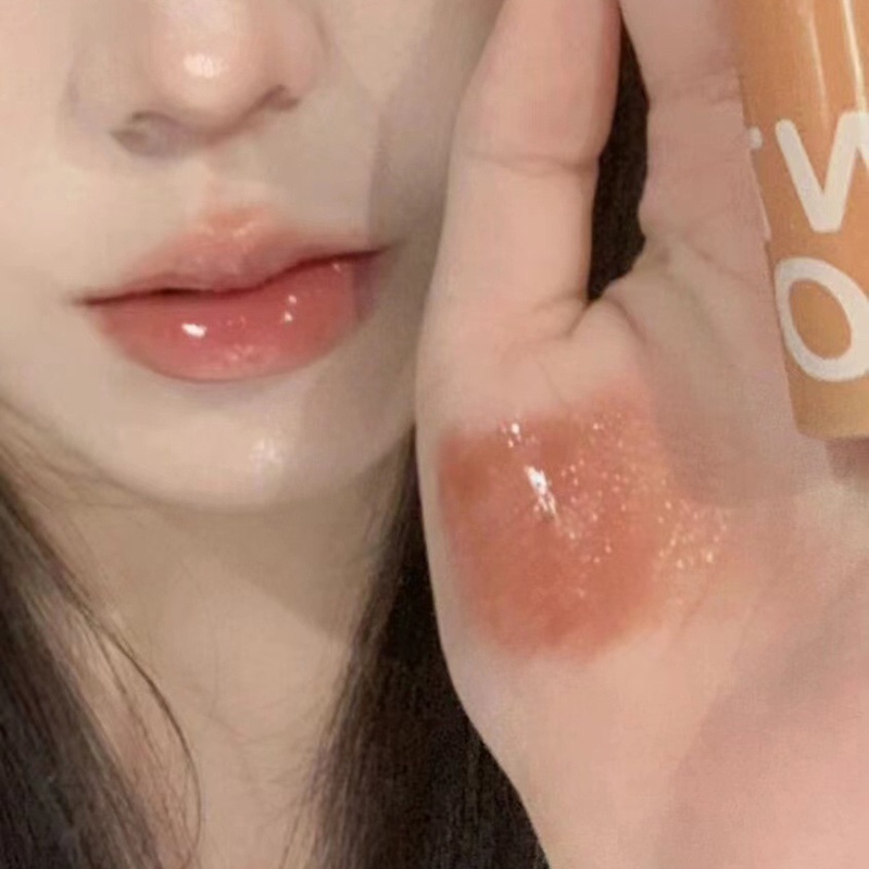 Son Kem Hiệu Ứng Gương Dưỡng Ẩm Môi Lâu Trôi Không Thấm Nước Chống Dính Cốc