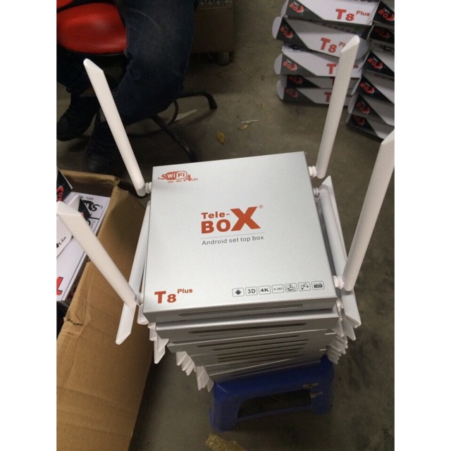 Tivi box T8 Plust. Biến tivi thường thành tivi thông minh. 