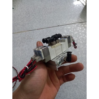 Cụm 2 van 5/3 smc 24vdc - hàng đã qua sử dụng