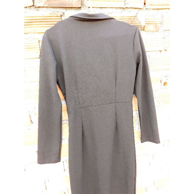 Đầm body cổ vest size S