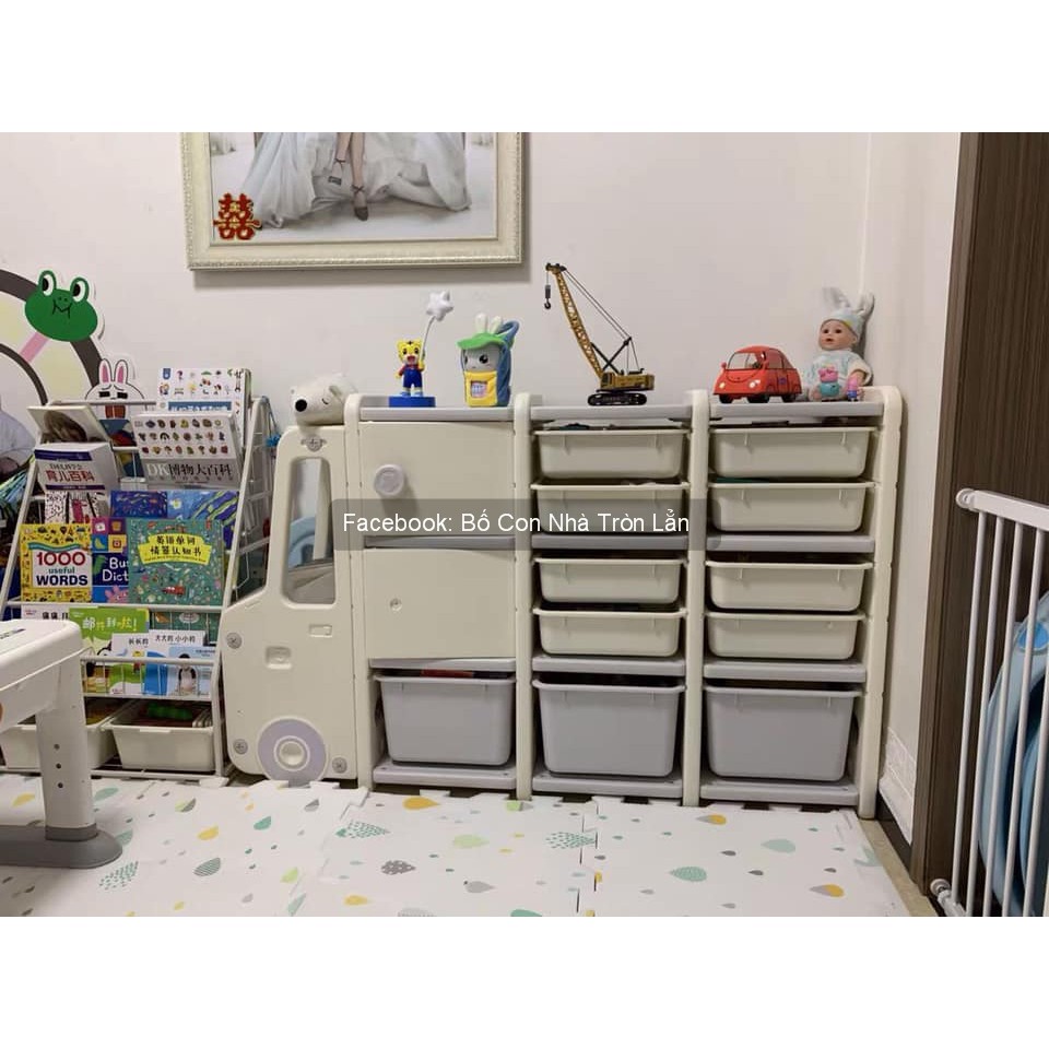 Tủ kệ giá đựng đồ chơi kiểu Hàn Quốc rất đẹp cho bé - Kệ đựng đồ chơi hình ô tô to nhất - facebook Bố Con Nhà Tròn Lẳn