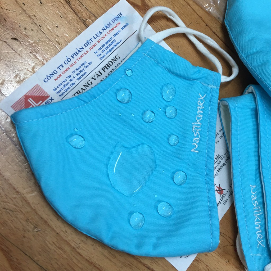 Khẩu trang vải y tế chống nước đi mưa vải 3 lớp kháng khuẩn dệt lụa Vinatex