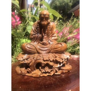 Tượng đạt ma ngồi thiền đế tùng