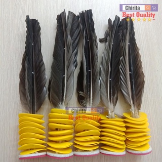 Đồ chơi trái cầu đá lông gà