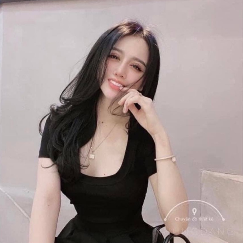 Áo thun cổ U , áo phông cổ U chất bozip tàu nhiều màu đen , trắng , ghi thời trang DUMI