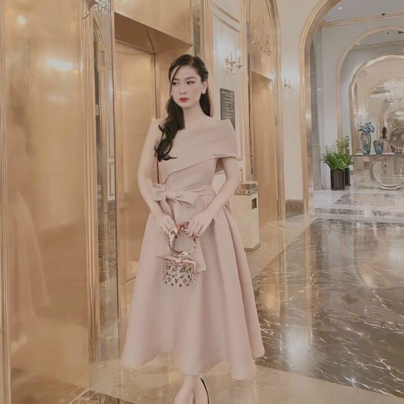 Đầm Dự Tiệc Chéo Vai Dáng Xòe Phối Nơ Eo Siêu Sang Màu Nude - BUNS STORE