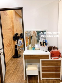 Bàn trang điểm melamin BT18A