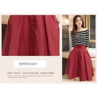 Chân Váy Xòe Vintage Phối Nút