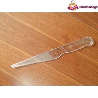 Dao nhựa cắt bánh kem - 1 cái
