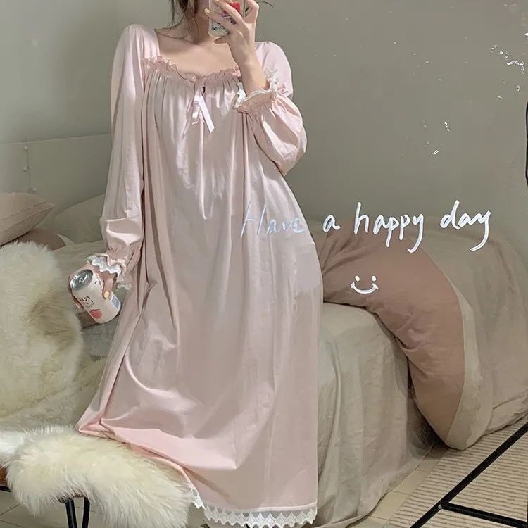 Đầm Ngủ Dài Tay Phối Ren Xinh Xắn Dành Cho Nữ | BigBuy360 - bigbuy360.vn