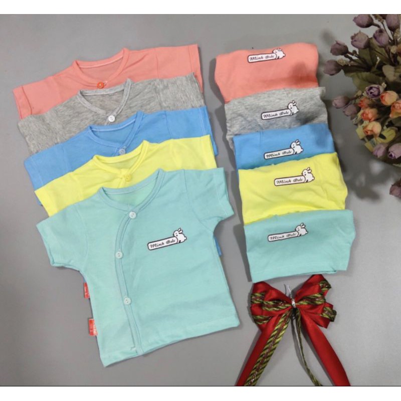 Bộ quần áo cộc tay sơ sinh 3-11kg ( mẫu mới 2020 )