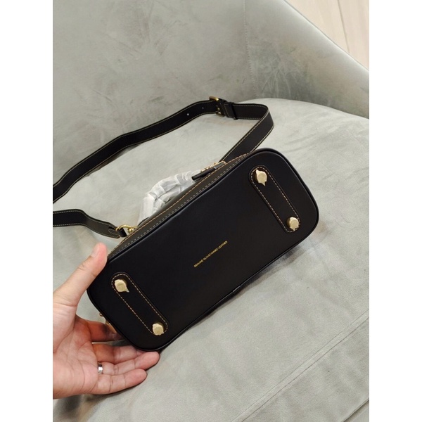 Túi Coach hến siêu phẩm