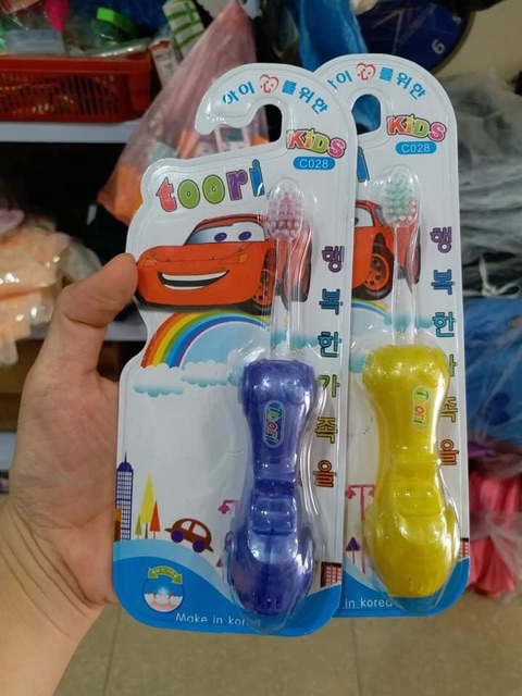 COMBO 2 BÀN CHẢI TOORI KIDs cho bé.