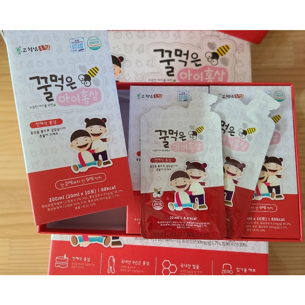 Hộp Hồn.g sâm mậ.t ong trẻ em Gocheolnam Red Ginseng Honey 20ml x 30 gói  - kèm túi quà tặng