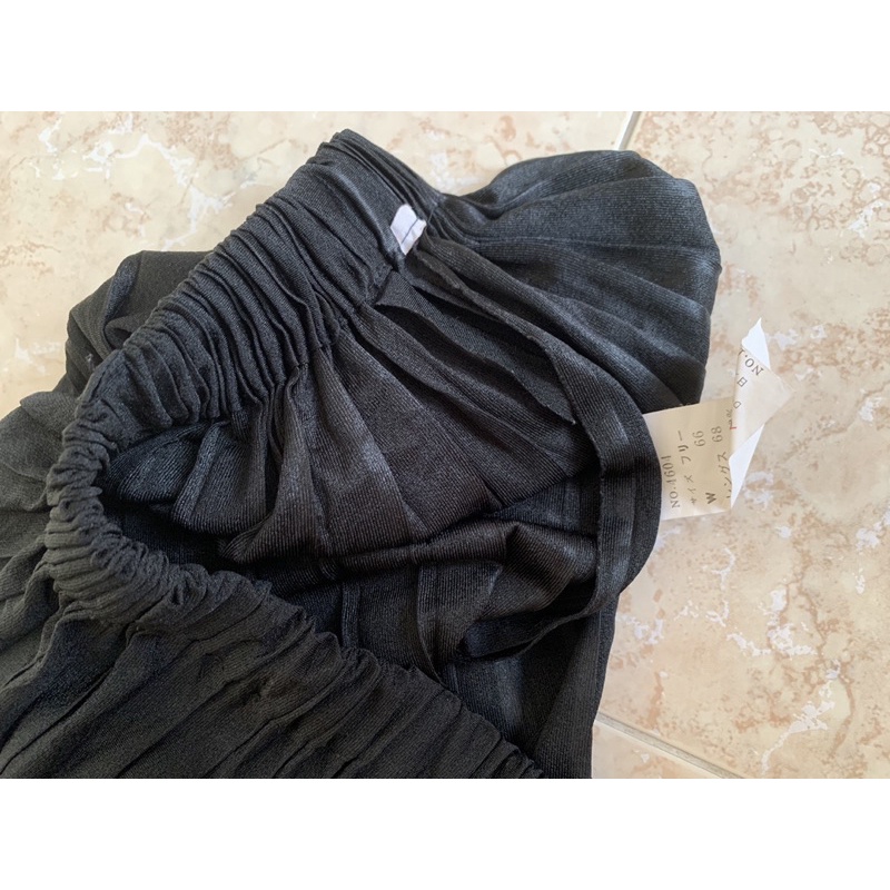 CHÂN VÁY THUN GIẢ DA