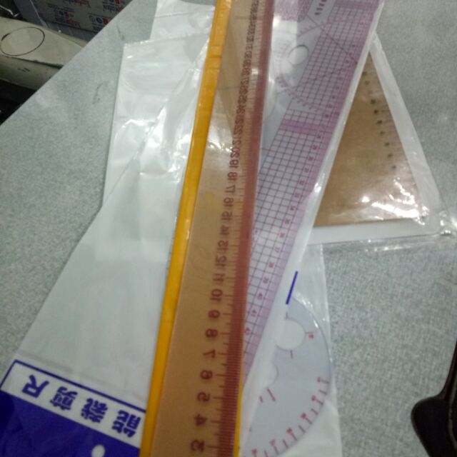 Thướt mika dẻo