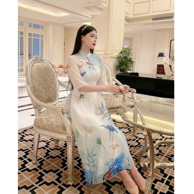 Áo dài cách tân 4 tà in hoa đính kết trai tay lỡ tiểu thư