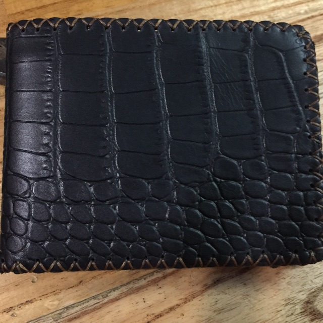Bóp da Handmade vân da cá sấu