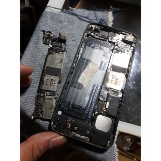 cụm main xác điện thoại  iphone 5 lock.