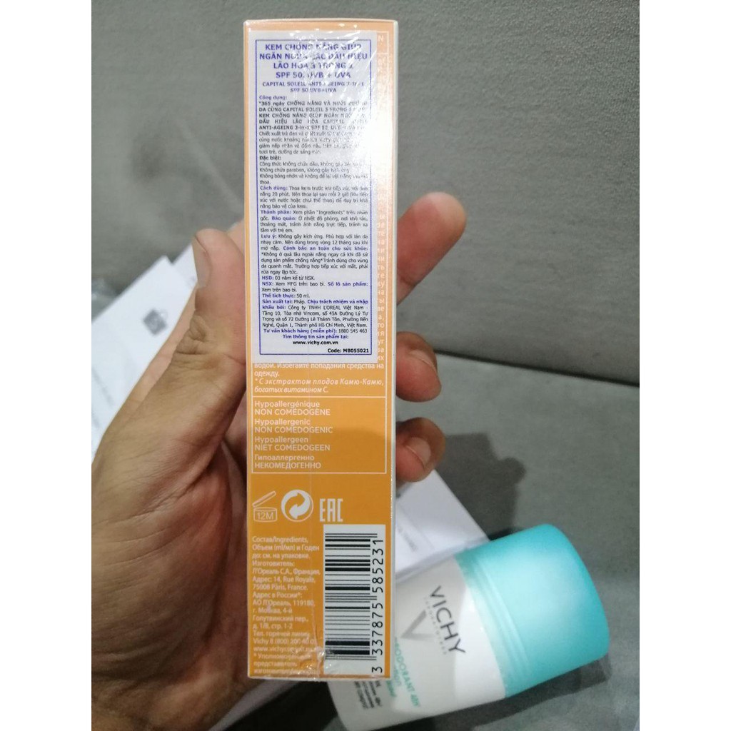 Kem chống nắng bảo vệ và giúp giảm các dấu hiệu lão hóa Vichy Capital Soleil 3 in 1 Anti-Aging SPF50 50ml | BigBuy360 - bigbuy360.vn