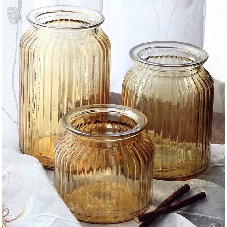 BÌNH HOA THỦY TINH DÁNG TRÒN MÀU TRÀ 18CM