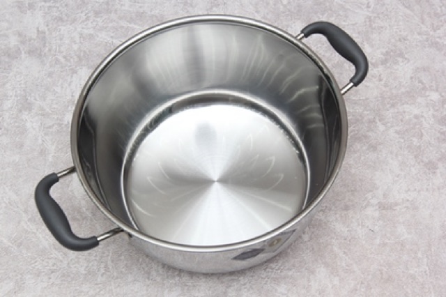 Nồi inox 24 cm 3 đáy quai bọc nhựa inox 430 ( hàng chính hãng, bảo hành 5 năm)