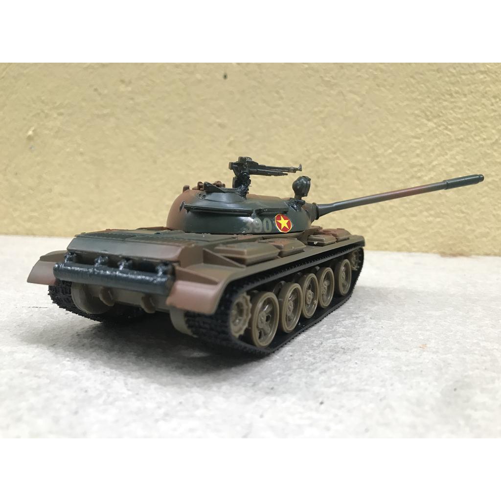Mô hình xe TANK 390 Việt Nam 1:43