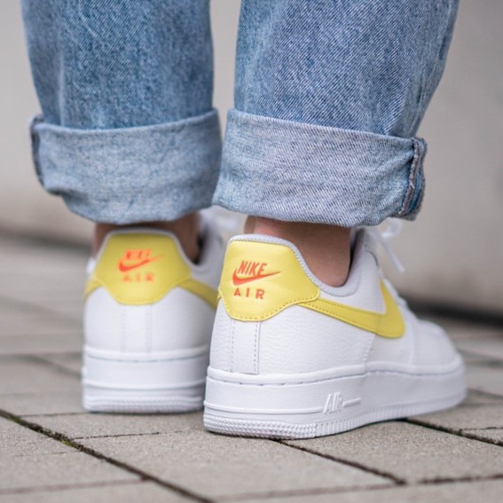 Nike Air Force 1 Chính Hãng FREESHIP Giày Nike Nữ Auth - Nike AF1 Light Citron Mango Chính Hãng