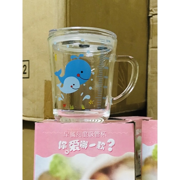 Cốc pha sữa thuỷ tinh chia vạch có nắp và ống hút siêu đẹp