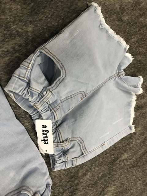 Quần short jean bé gái