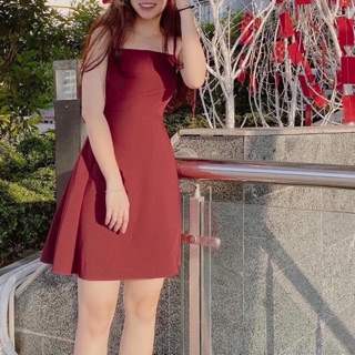 Đầm đỏ hai dây pli eo