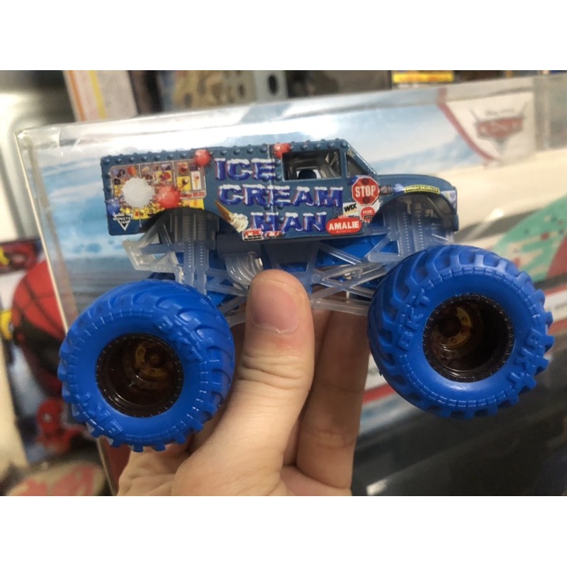 Series xe Monster Jam nhỏ cực ngầu đổi màu