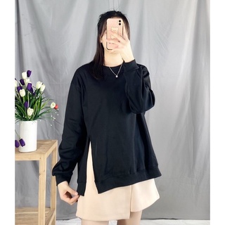 Áo Xẻ lệch hai màu (Ảnh shop chụp)