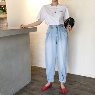 Set Áo Thun Ngắn Tay In Hình Hoạt Hình + Quần Jean Ống Rộng Lưng Cao Thời Trang Cho Nữ