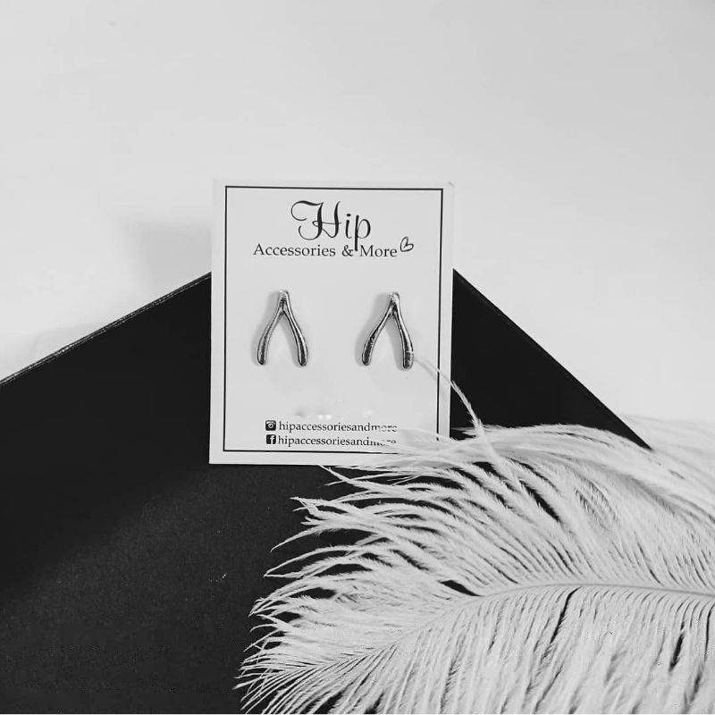 Set dây chuyền + khuyên wishbone