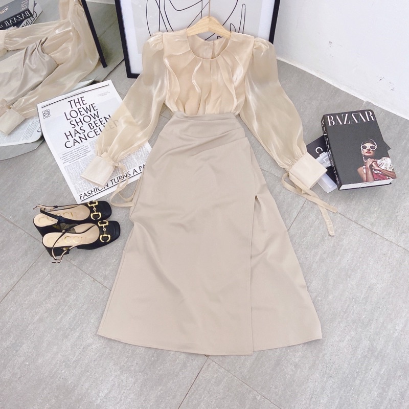 Set áo voan nude cổ xếp ly tay nơ kèm chân váy midi xẻ tà