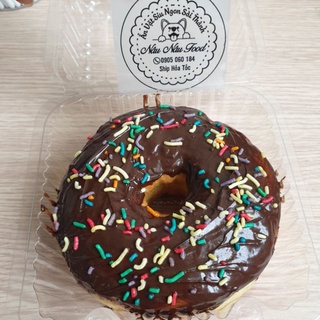 Bánh donut Socola rắc cốm cute