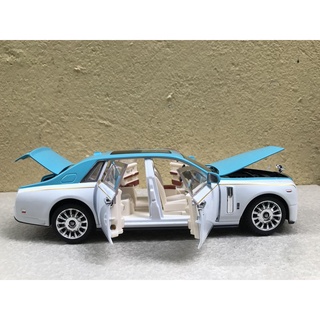 Mô hình xe ô tô Rolls-Royce Phantom MANSORY 1:24