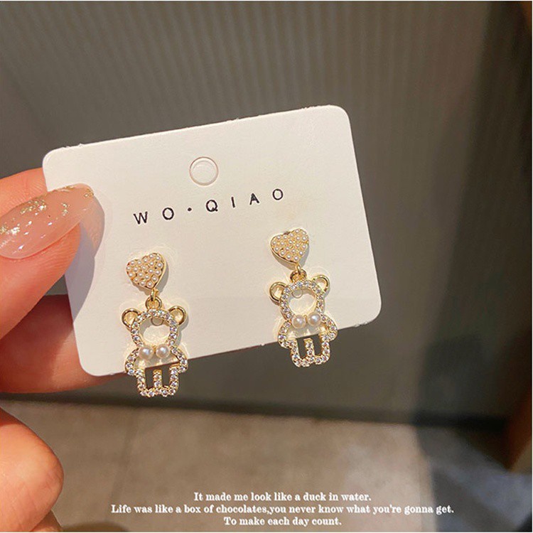 Bông Tai Hình Trái Tim Đính Đá Lấp Lánh Dễ Thương Phong Cách Hàn Quốc Cho Nữ