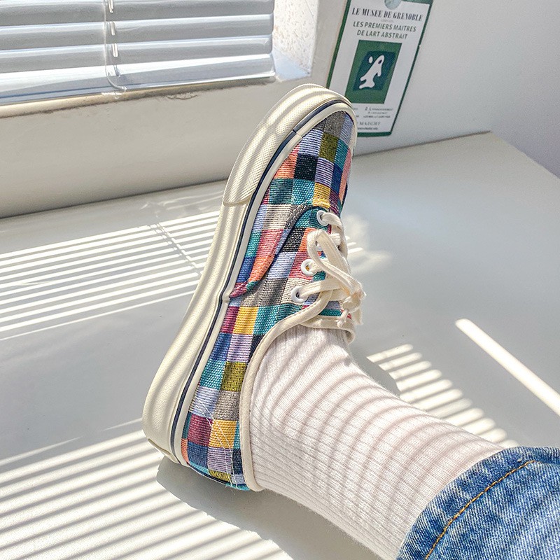 [Mã FAGREEN245 giảm 10% tối đa 30k đơn từ 99k] Giày Vải nữ dây buộc Kẻ ô nhiều màu hot hit 2020 | BigBuy360 - bigbuy360.vn