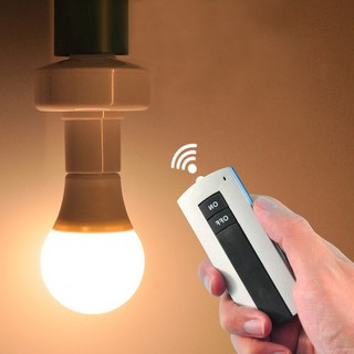 Đui đèn điều khiển từ xa - kèm remote (Tặng thêm 1 pin điều khiển)