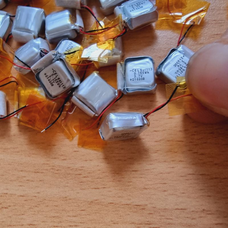 pin lithium polymer 3.7v 601113-50mah cho tai nghe bluetooth.