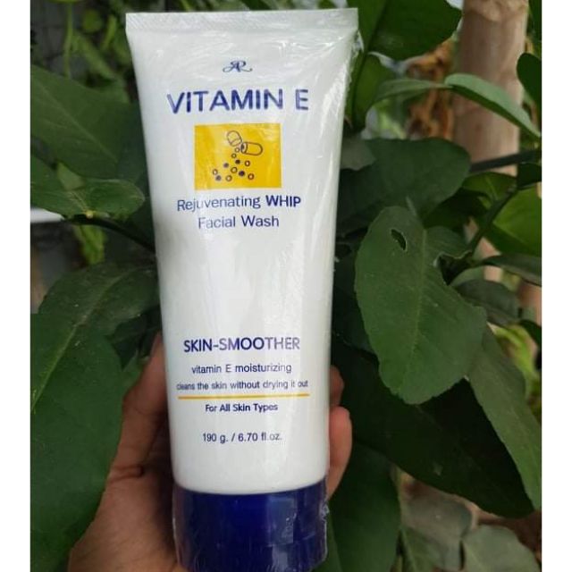 🌺SỮA RỬA MẶT VITAMIN E THÁI LAN 190g