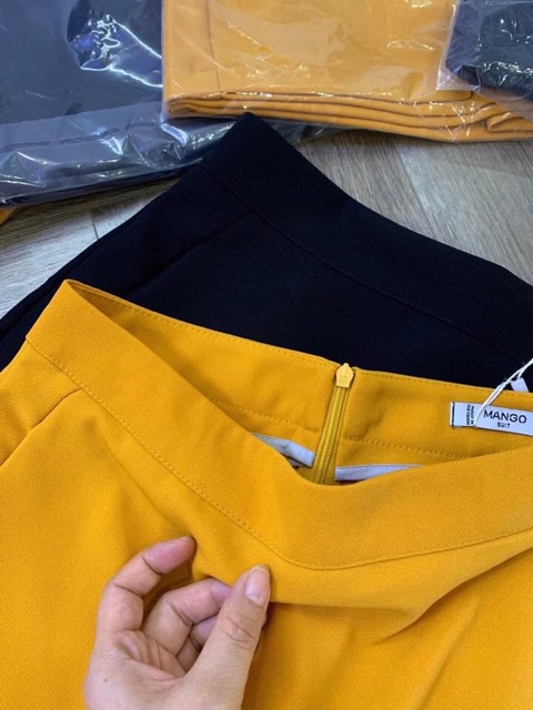 Quần giả váy dáng chữ A cực dễ phối đồ | BigBuy360 - bigbuy360.vn