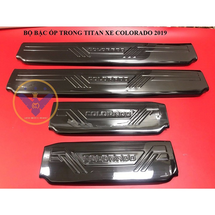 Bộ ốp bậc trong Titan xe Colorado 2019 - ốp bậc Chevrolet Colorado