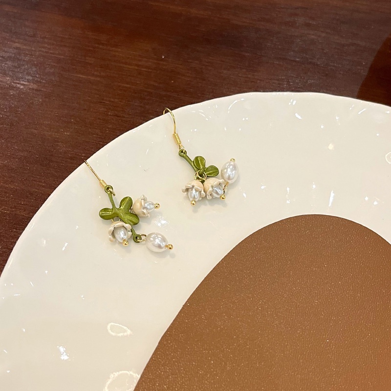 Khuyên Tai Dạng Móc Hình Bông Hoa Phong Cách Mori Phong Cách Cổ Điển Độc Đáo Cho Nữ F994