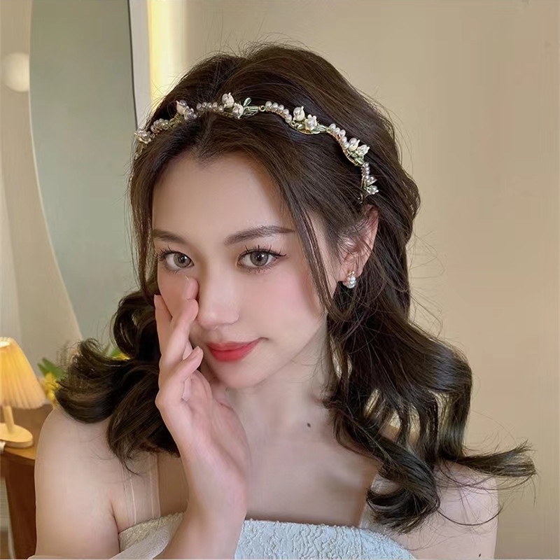 Fashionable Lily Flower Headband with Artificial Pearls Pearls Retro Elegant Trendy