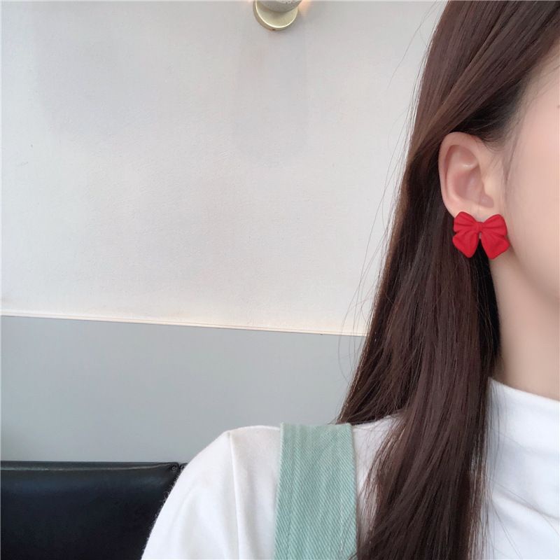 khuyên tai nơ đỏ style tết rực rỡ bông tai dài nhà Chang