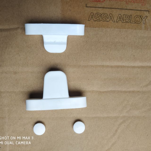 Chặn cửa chống gió, cục hít cửa bằng nhựa