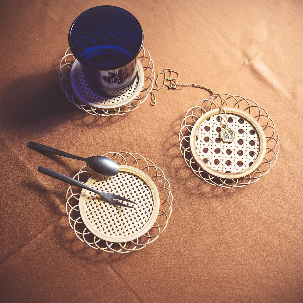 Đế lót ly đan tre thủ công phong cách Nhật Bản